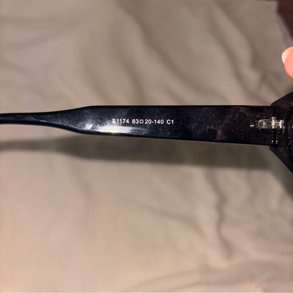 5/$25 Squares geometric cat eye sunglasses - Picture 6 of 7